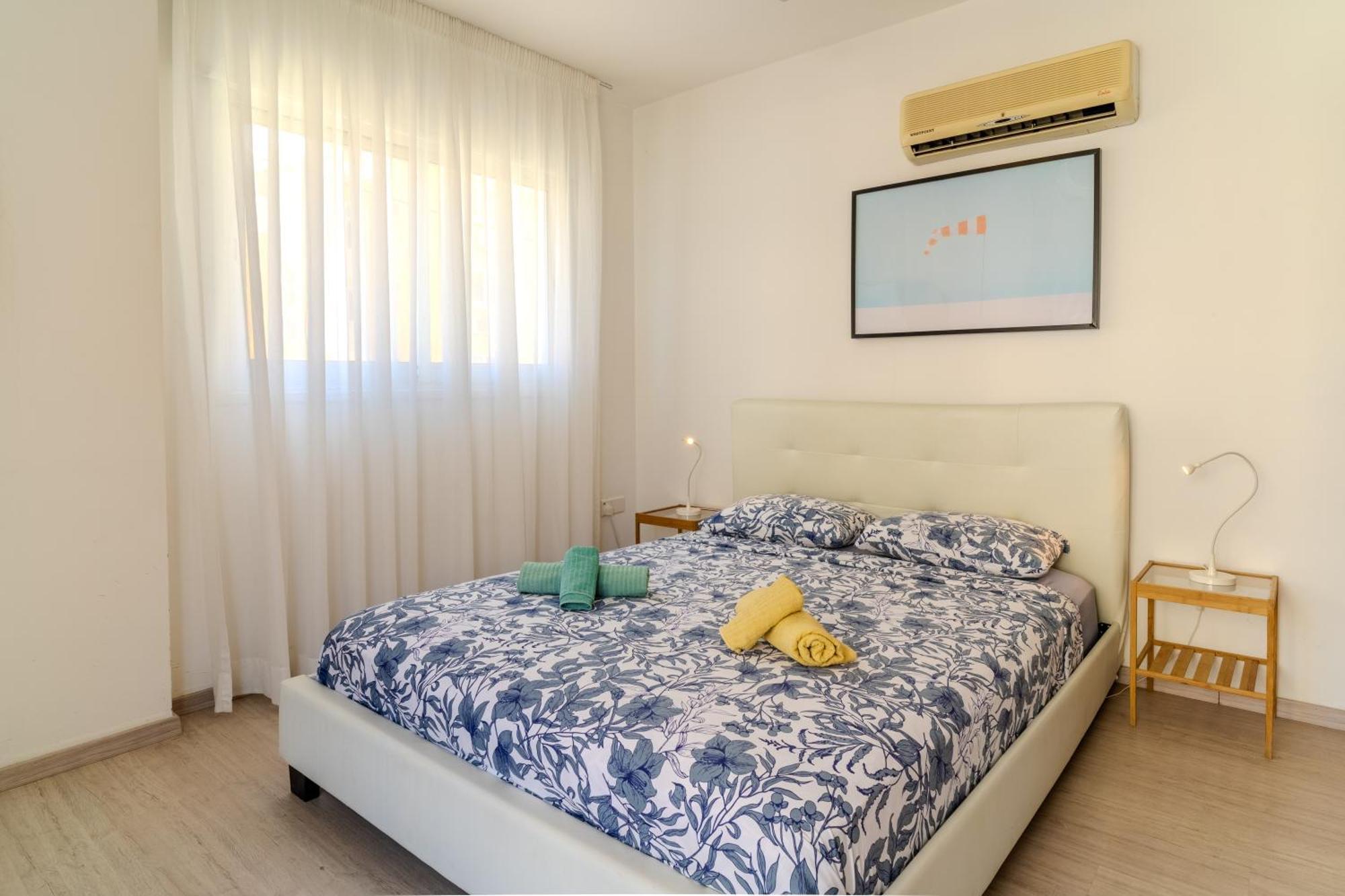 Helios Mackenzie One Bedroom Flat Larnaca Exterior foto